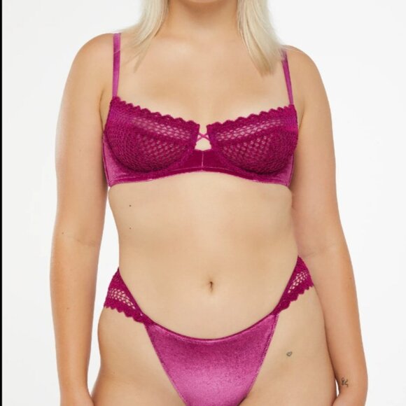 ISO (DO NOT BUY)Savage X Fenty Velvet Vixen Cheeky Panty - Picture 2 of 2